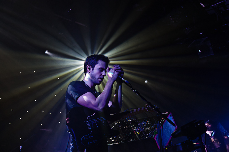 M83 To Score New Sci-Fi Film Oblivion, Stars Tom Cruise
