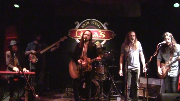 Watch Dovetail Perform The Track “I Shall Be Released” Live