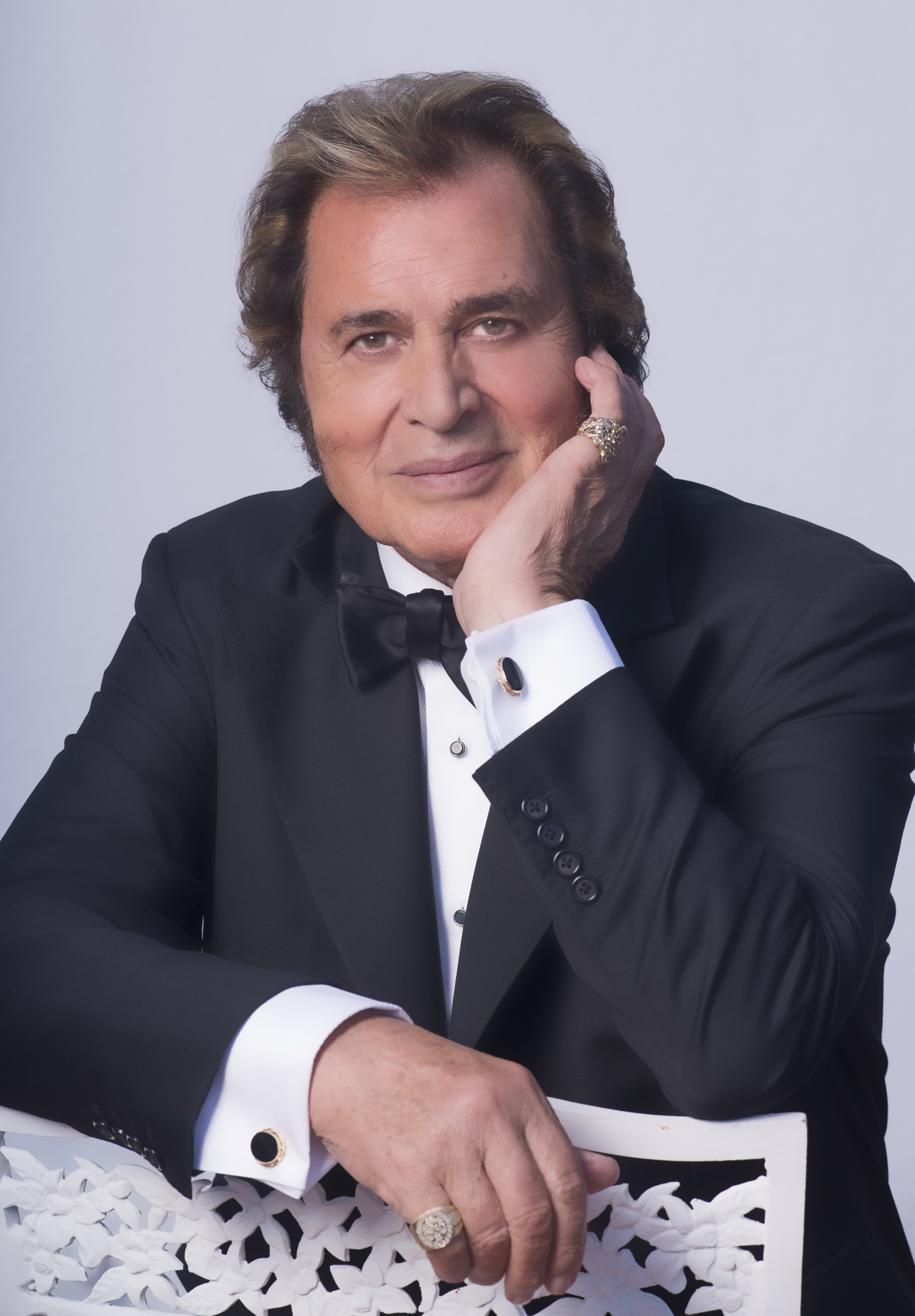 BBC Radio Premiere of Engelbert Humperdinck’s “How Can You Live With Yourself”