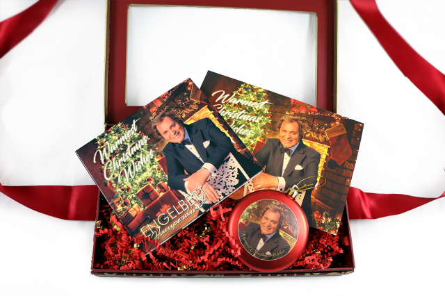 warmest christmas wishes gift set engelbert humperdinck ok good records album pre orders christmas music the man i want to be ok good records