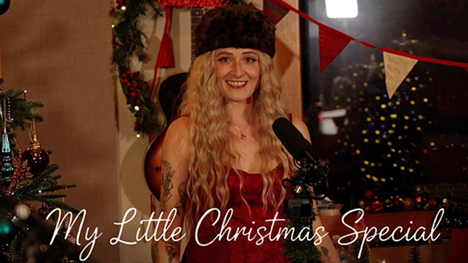 Janet Devlin - My Little Christmas Special (Live @ Hotel Quebec) TN