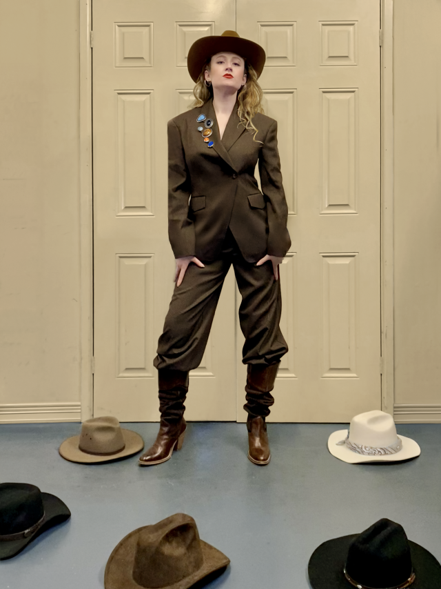 Janet Devlin Working For The Man